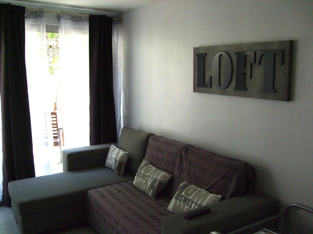 Les Gites Du Moulin D Olt 라카누르그 외부 사진
