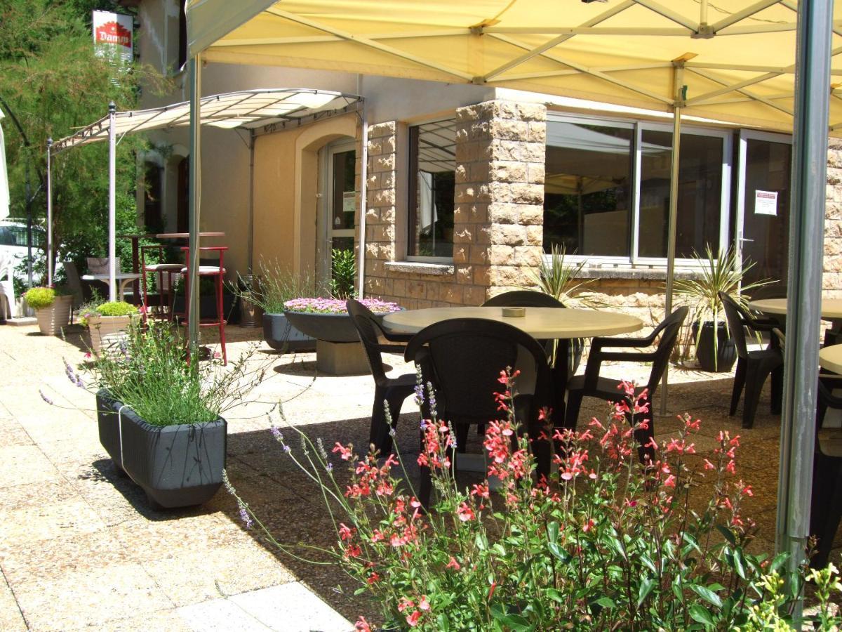 Les Gites Du Moulin D Olt 라카누르그 외부 사진